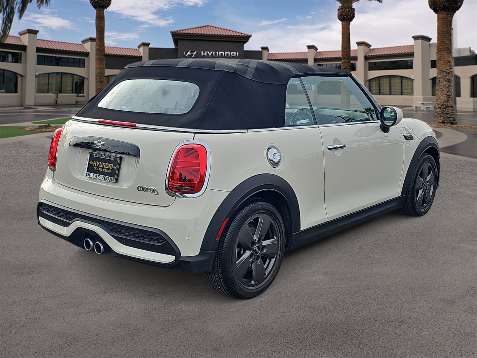Thumbnail: 2022 MINI Cooper Convertible - 8