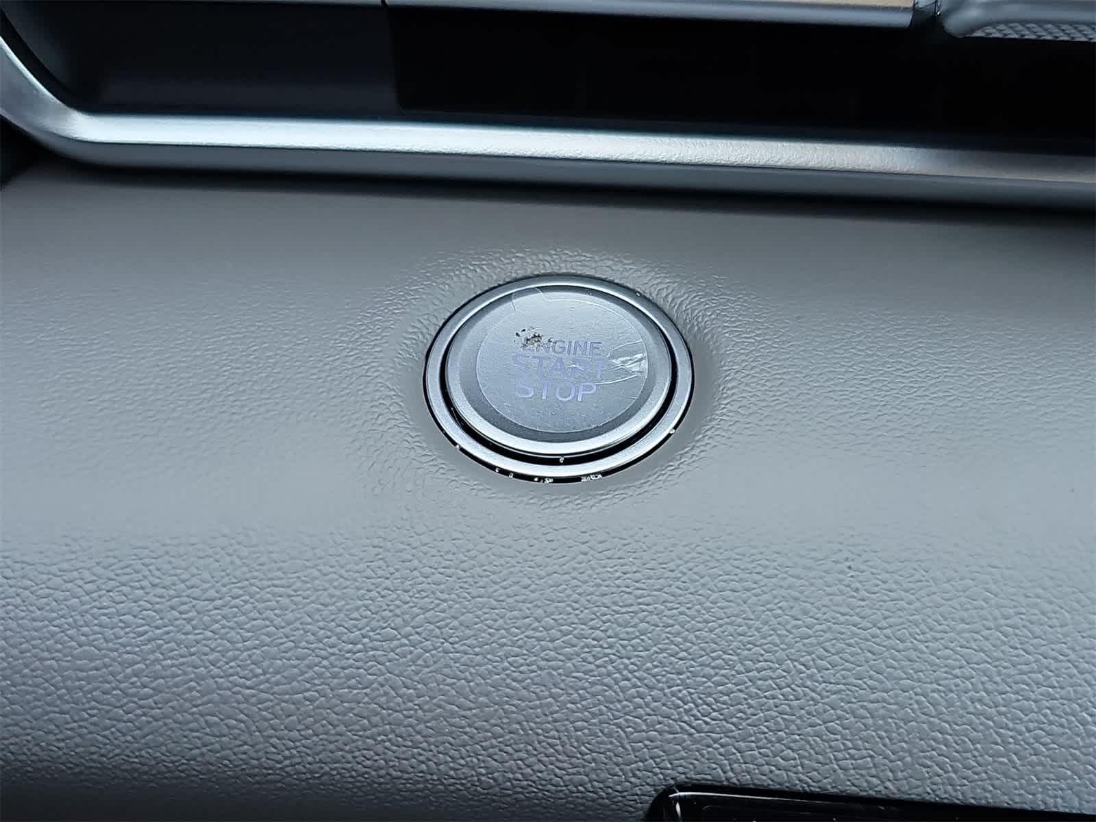 Thumbnail: 2025 Hyundai Elantra - 25