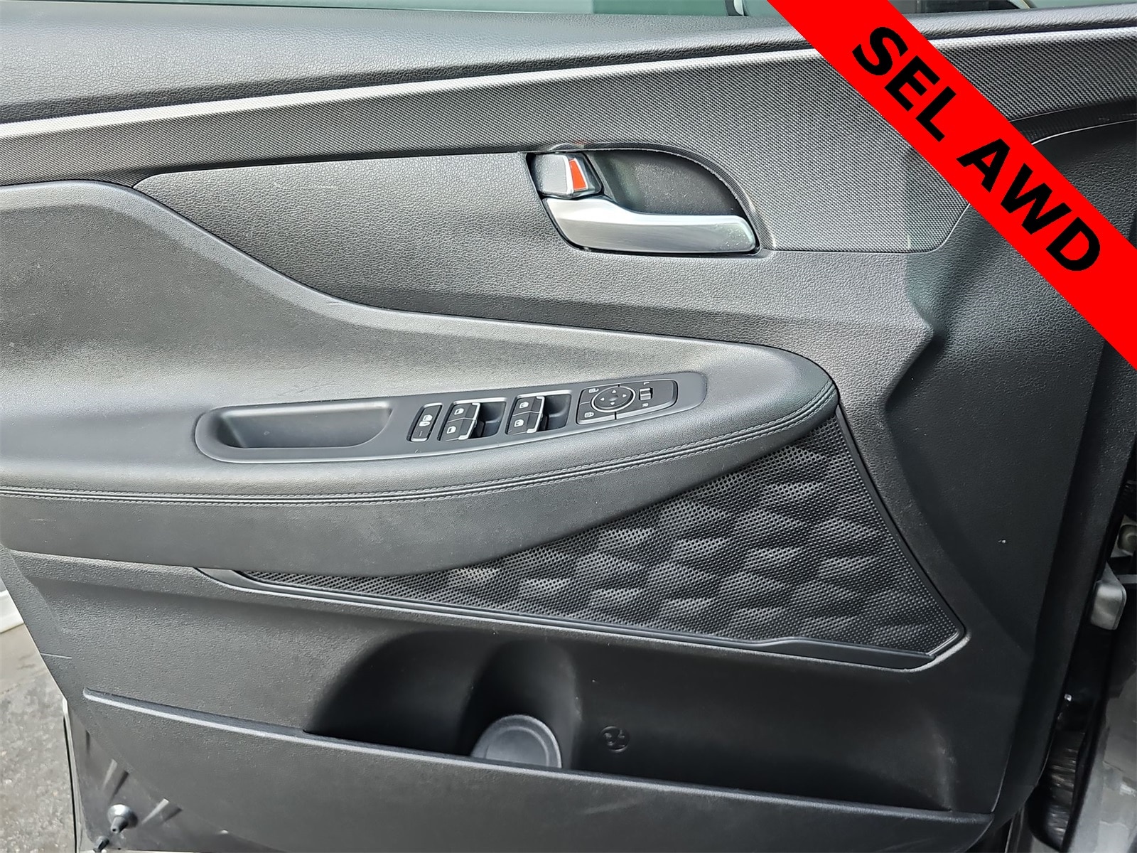 Thumbnail: 2023 Hyundai Santa Fe - 28