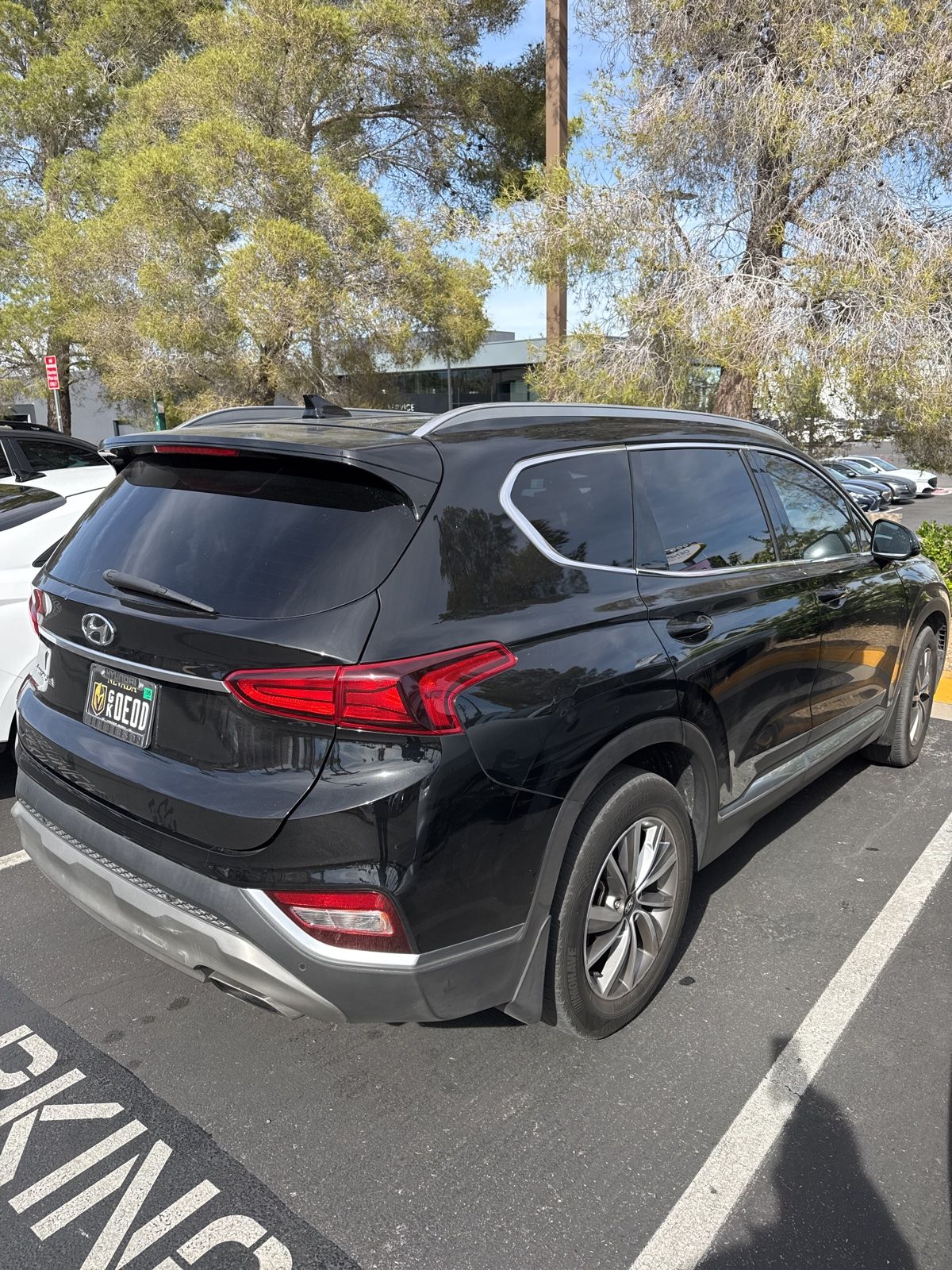 Thumbnail: 2020 Hyundai Santa Fe - 3