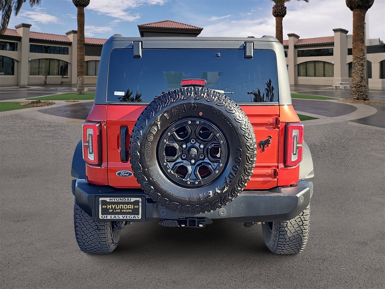 Thumbnail: 2022 Ford Bronco - 7