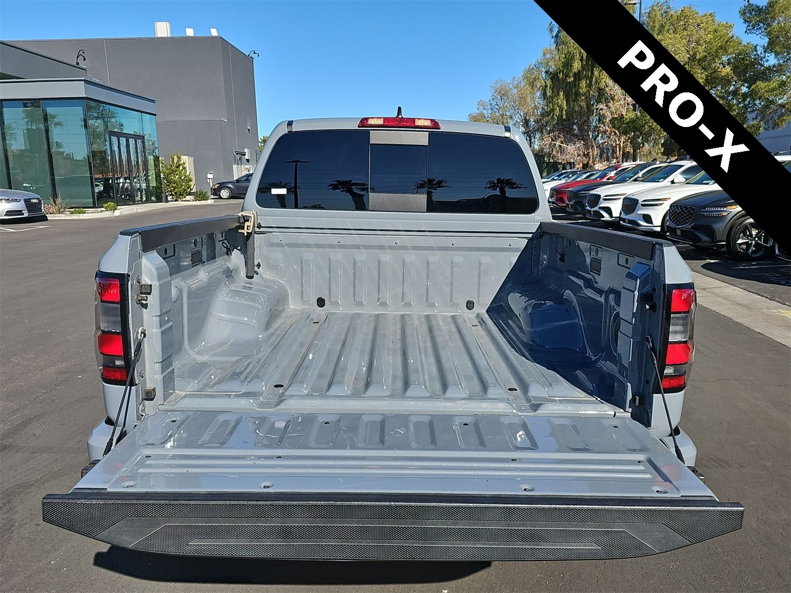 Thumbnail: 2024 Nissan Frontier - 23