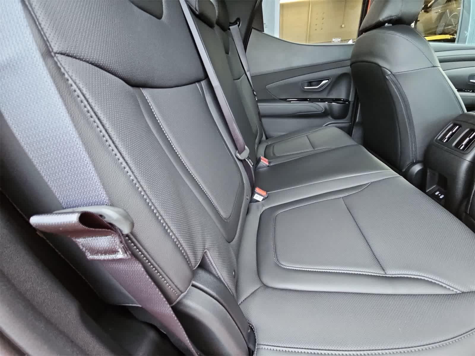 Thumbnail: 2026 Hyundai Santa Cruz - 17