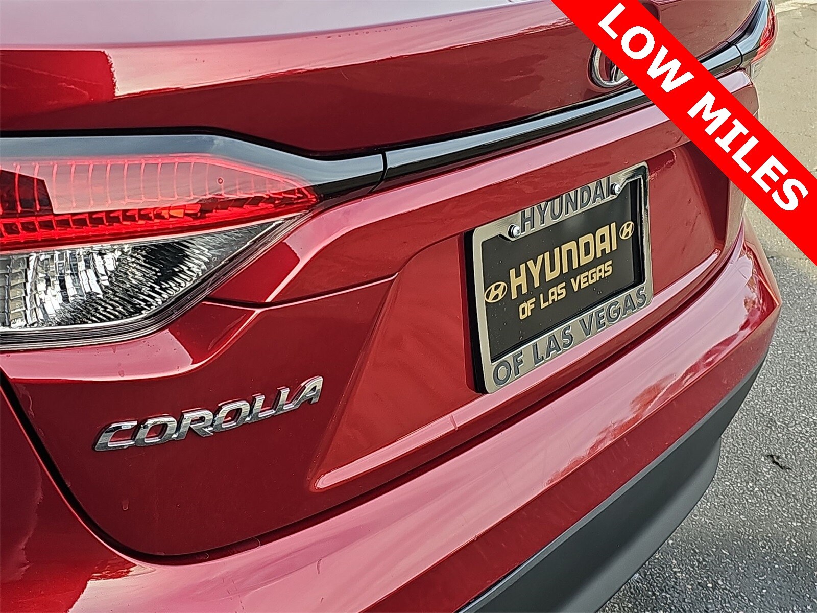 Thumbnail: 2023 Toyota Corolla - 11