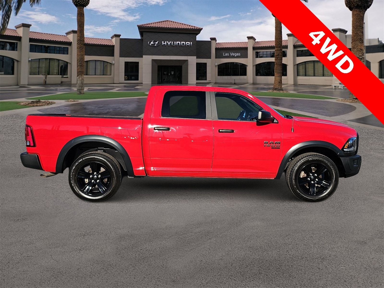 Thumbnail: 2024 RAM 1500 Classic - 9
