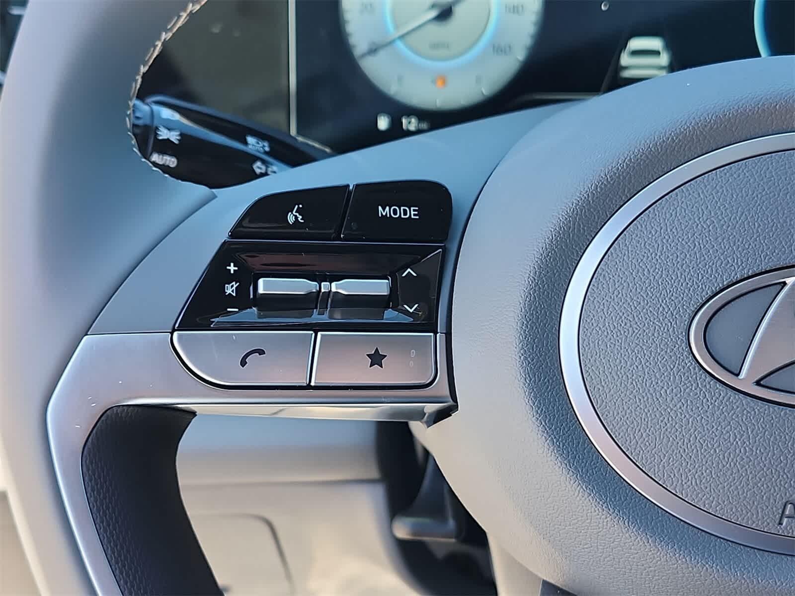 Thumbnail: 2025 Hyundai Elantra - 28