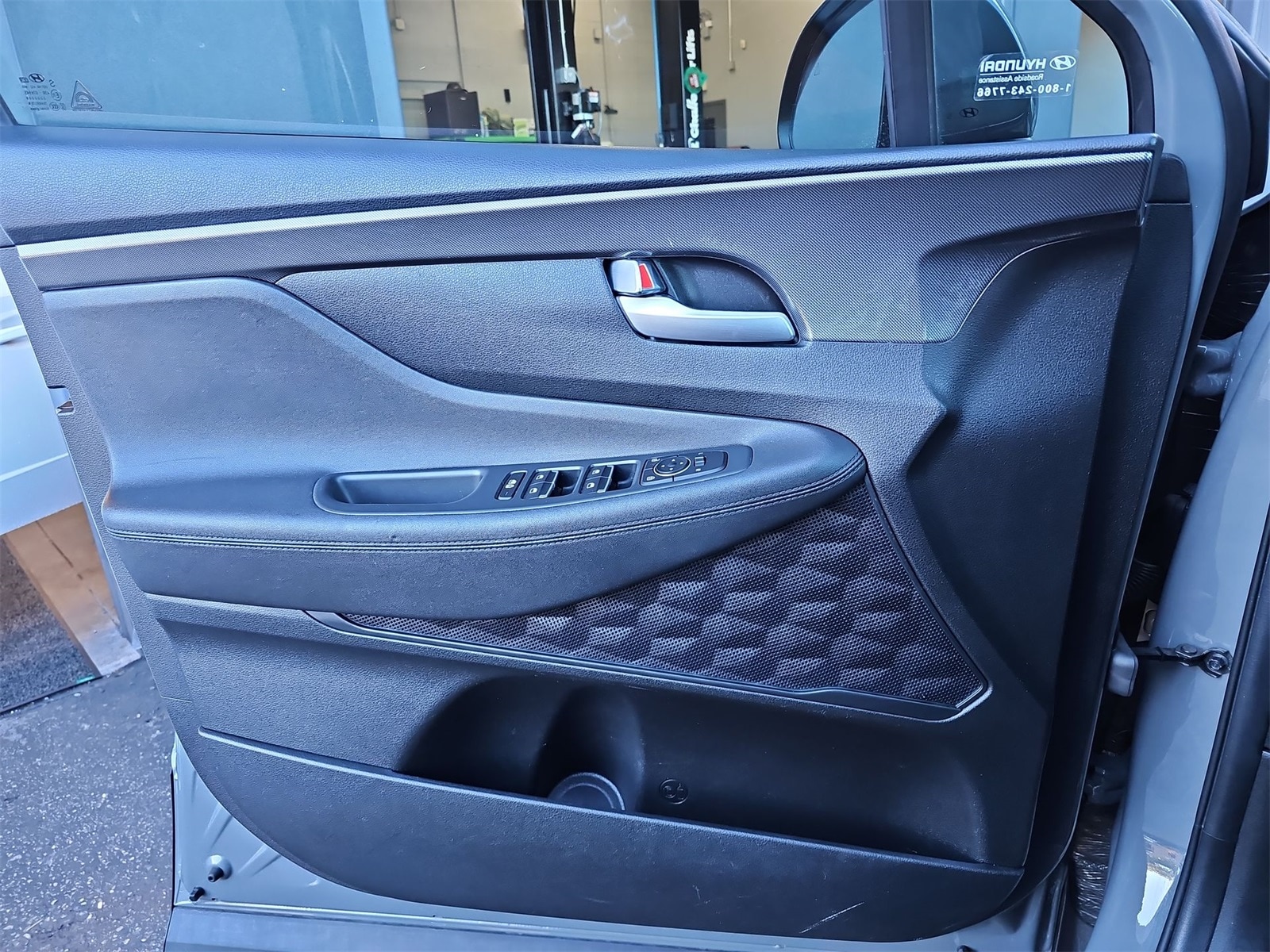 Thumbnail: 2022 Hyundai Santa Fe - 26