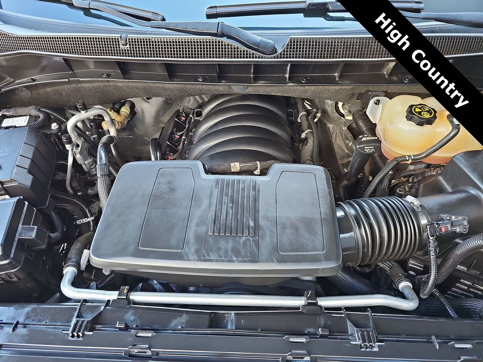 Thumbnail: 2022 Chevrolet Suburban - 13