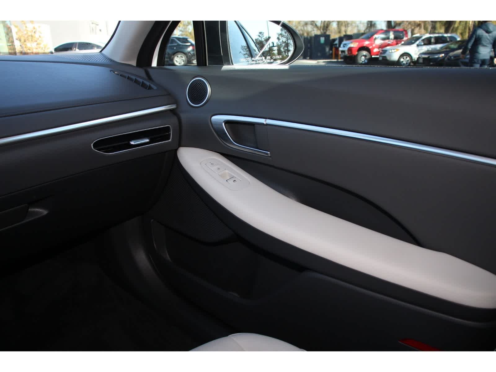 Thumbnail: 2023 Hyundai Sonata - 11