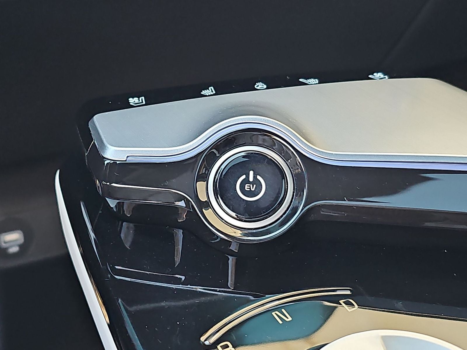 Thumbnail: 2023 Kia EV6 - 24