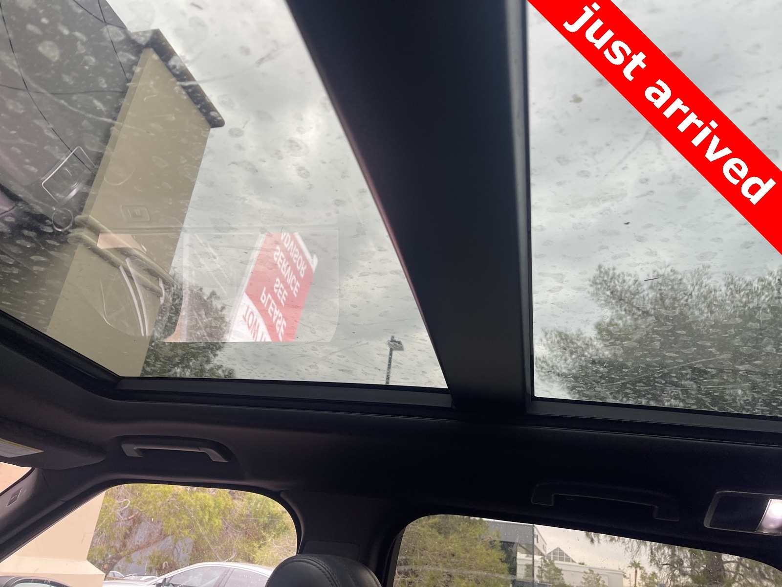 Thumbnail: 2016 Land Rover Range Rover Sport - 9