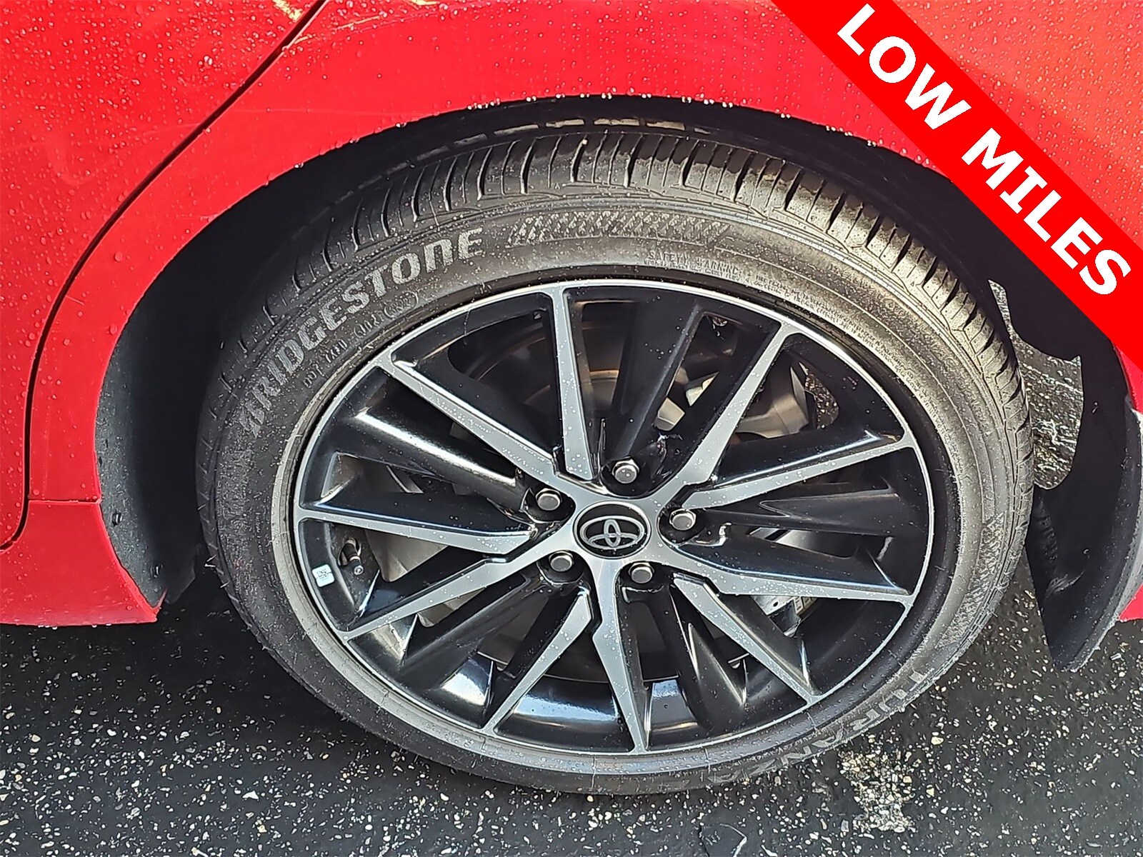 Thumbnail: 2023 Toyota Camry - 12