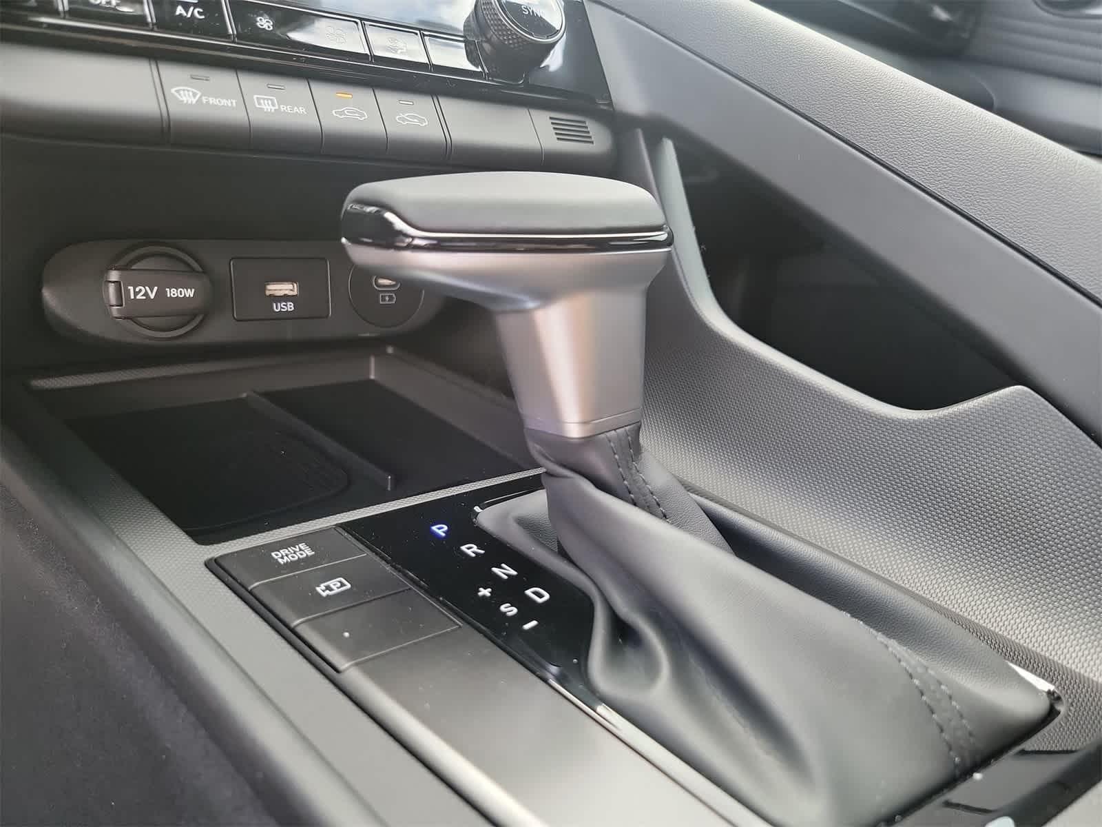 Thumbnail: 2025 Hyundai Elantra - 21