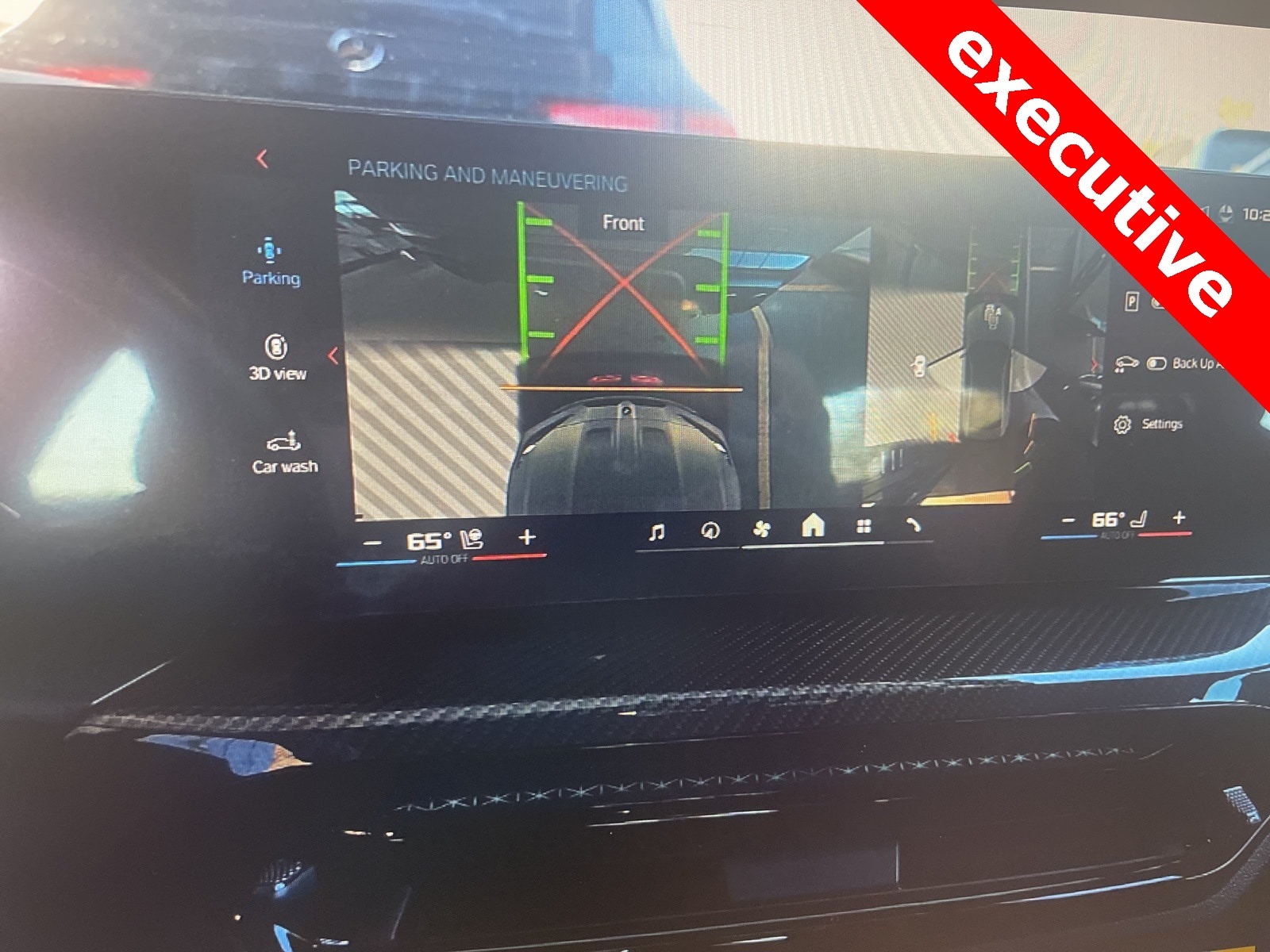 Thumbnail: 2025 BMW M4 - 12