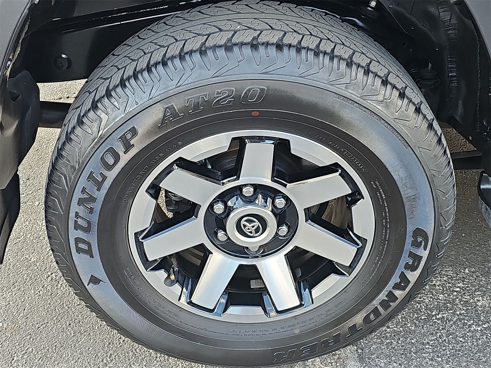 Thumbnail: 2023 Toyota 4Runner - 12