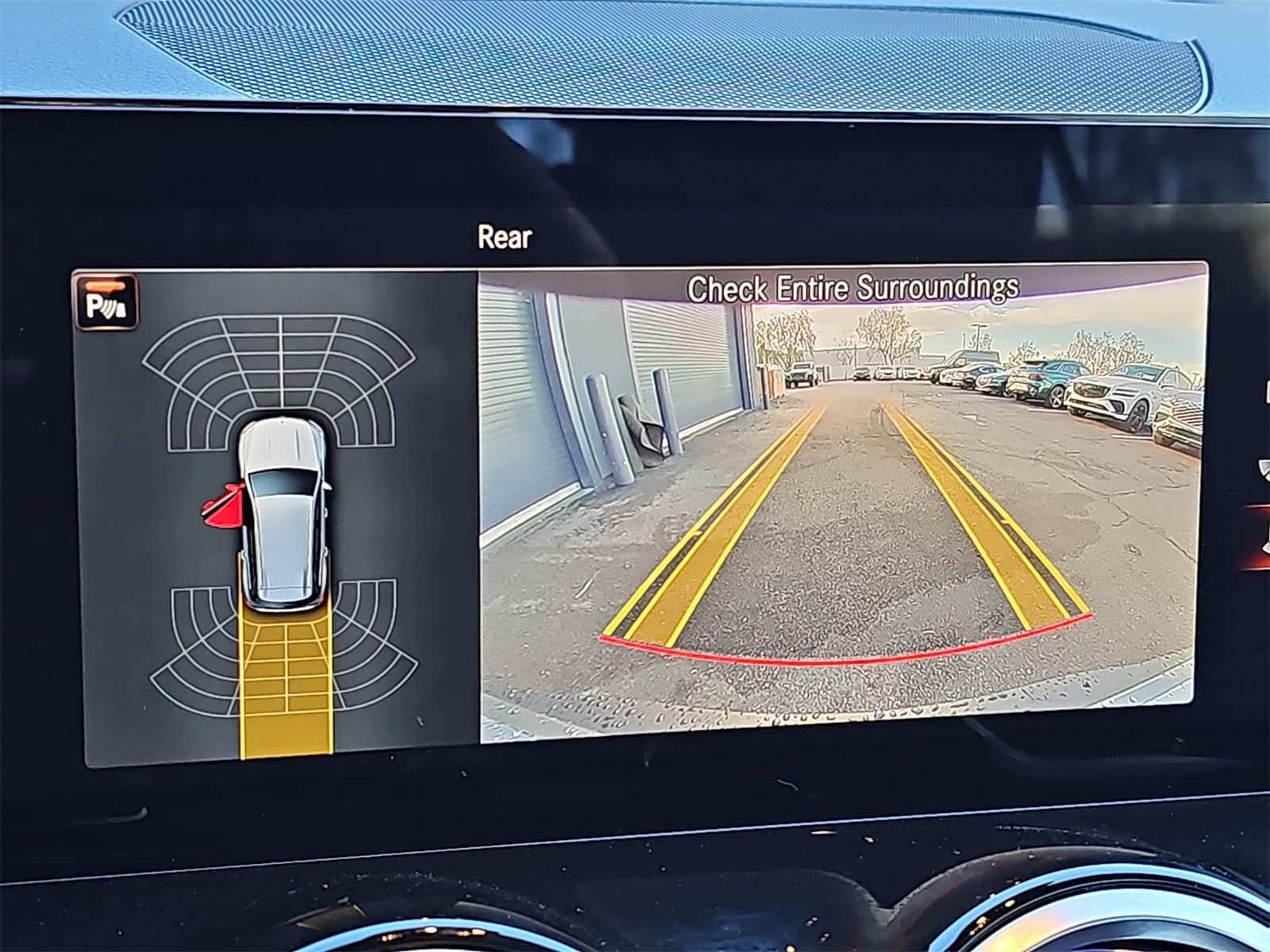 Thumbnail: 2022 Mercedes-Benz EQB - 26