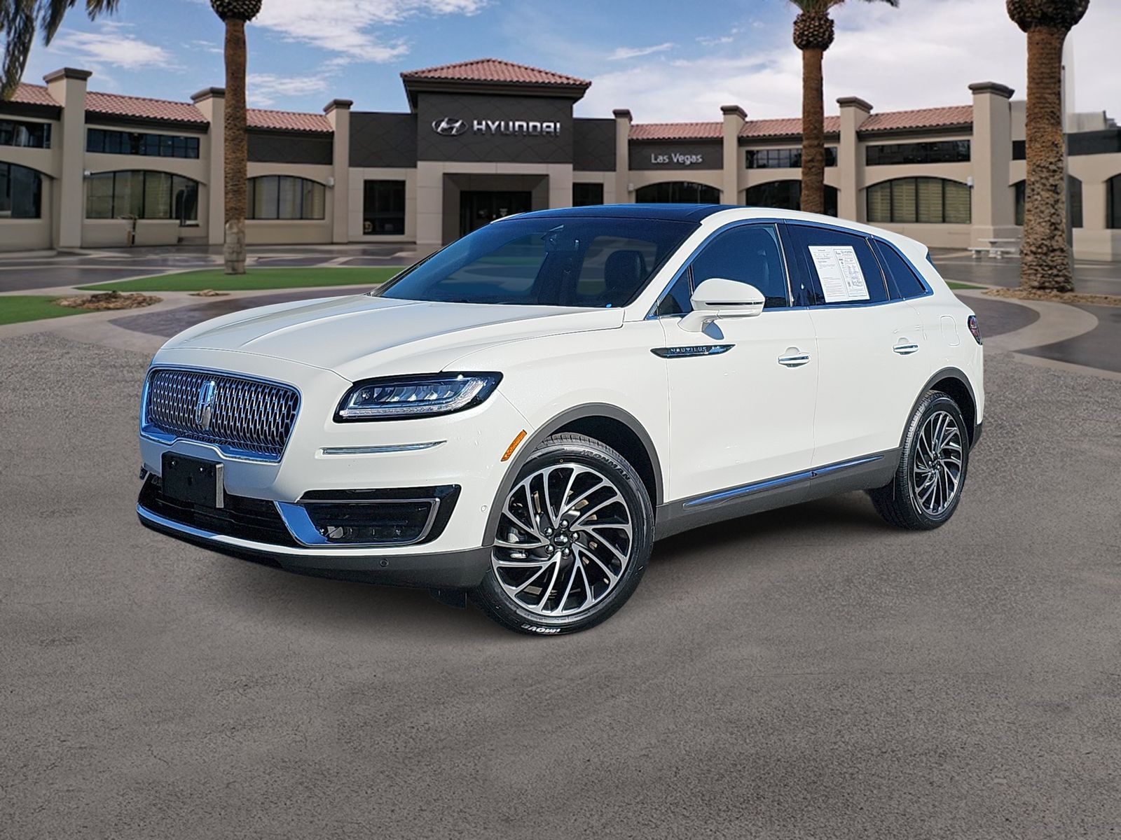 Thumbnail: 2020 Lincoln Nautilus - 1