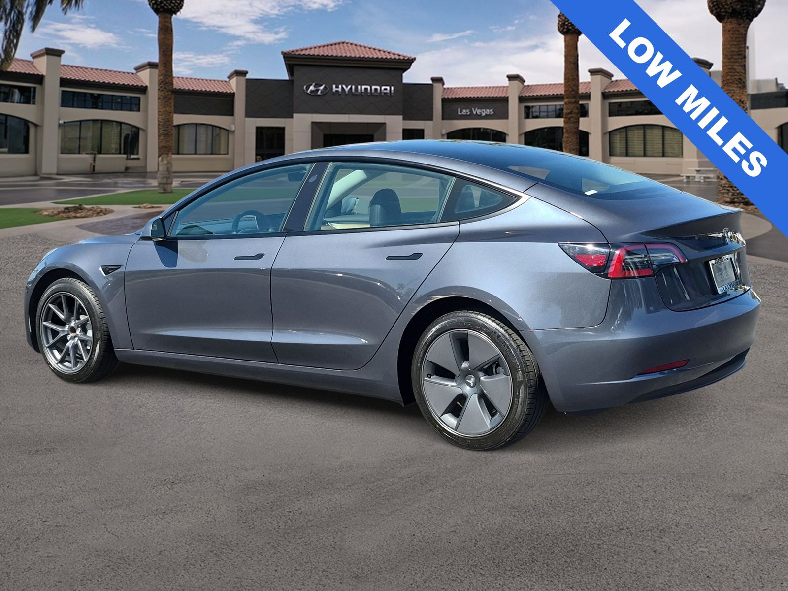 Thumbnail: 2023 Tesla Model 3 - 5