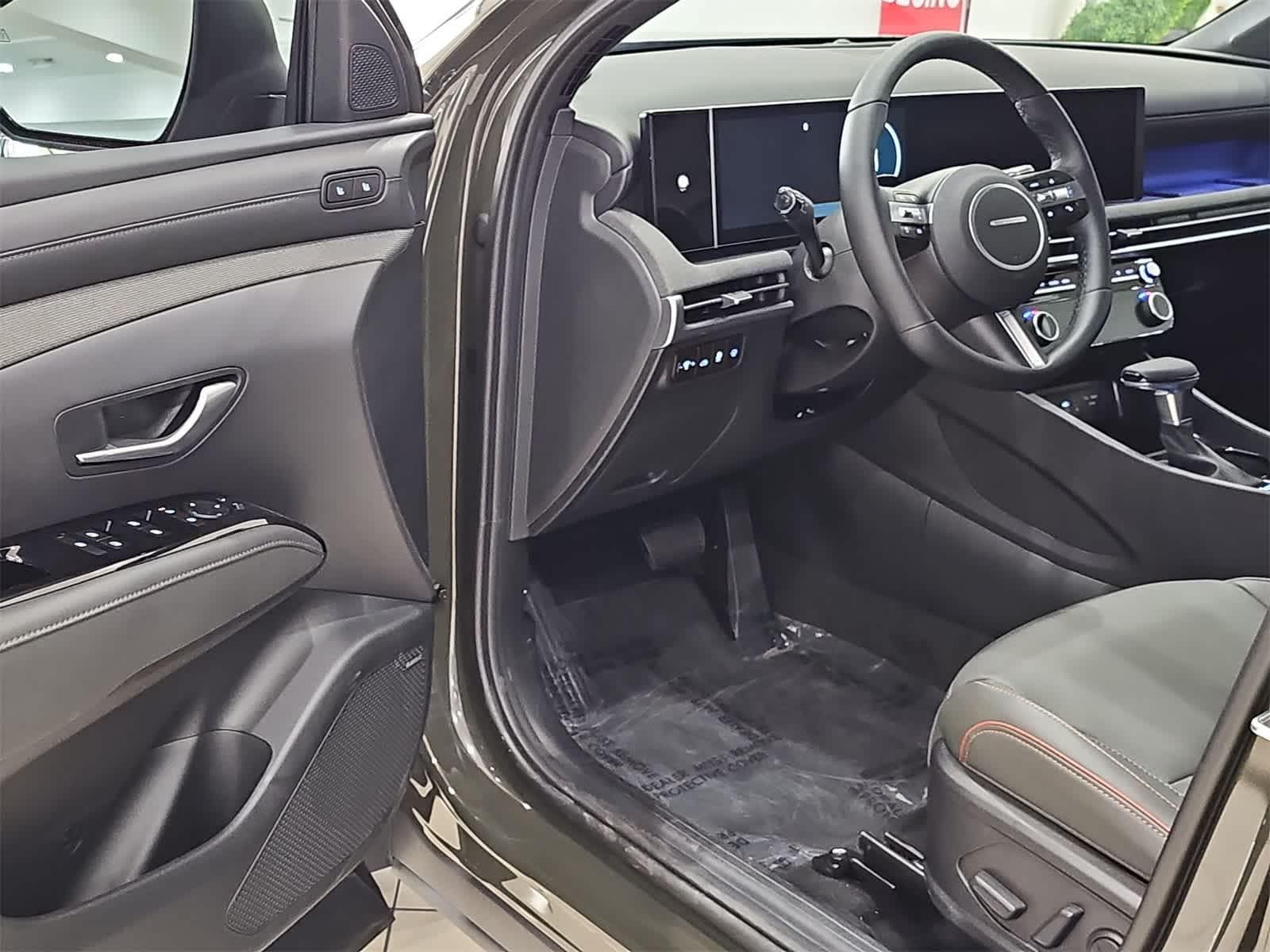 Thumbnail: 2025 Hyundai Santa Cruz - 10