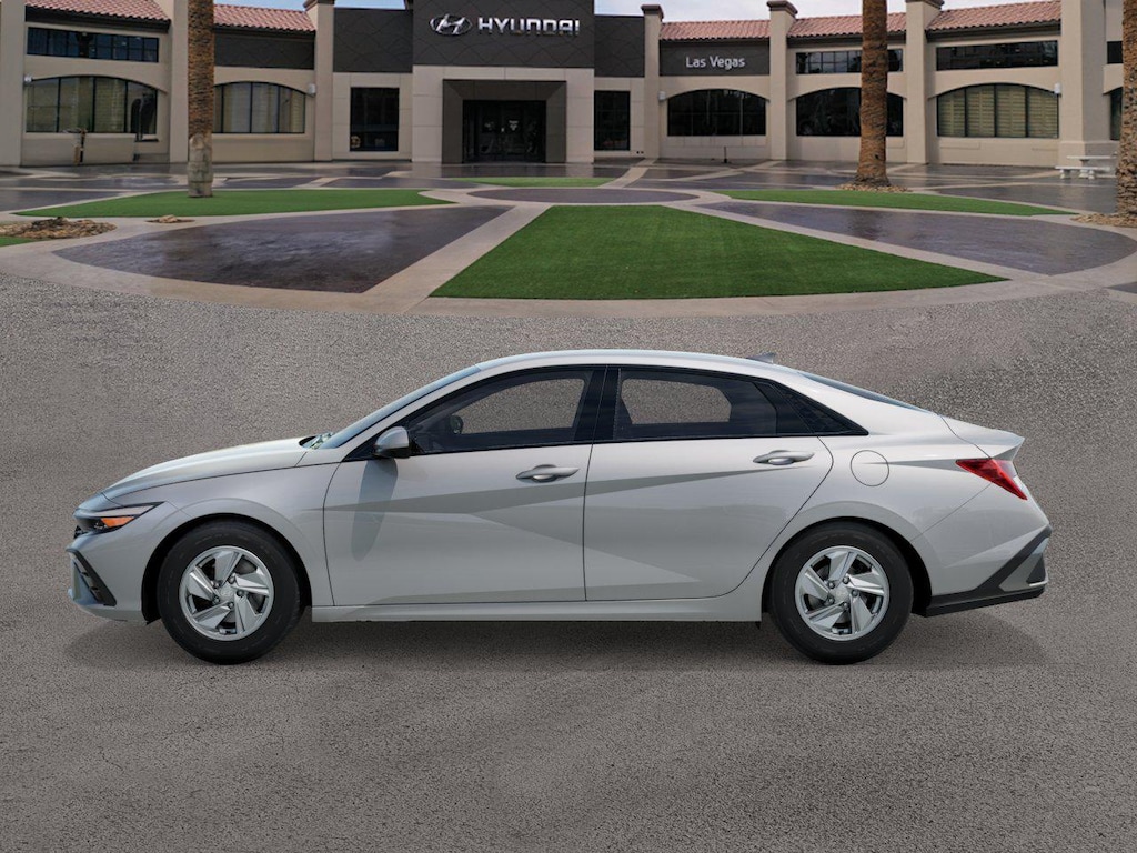 New 2026 Hyundai Elantra SE Sedan