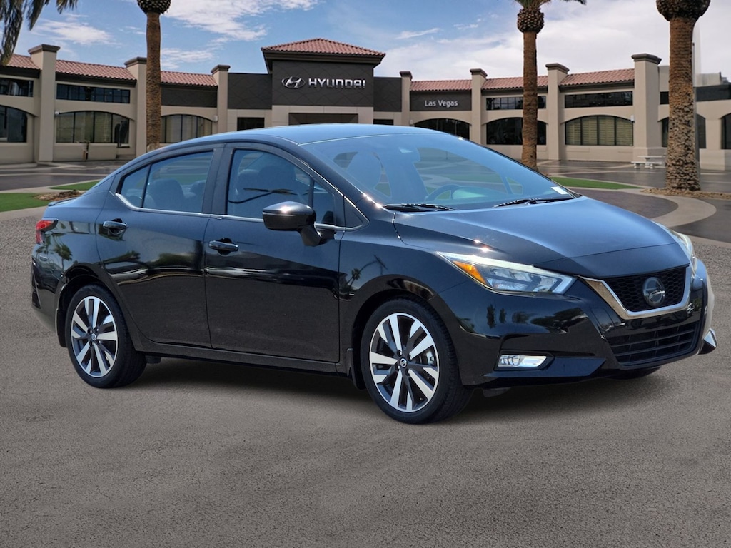 Nissan Versa SR Sedán 2020 usado