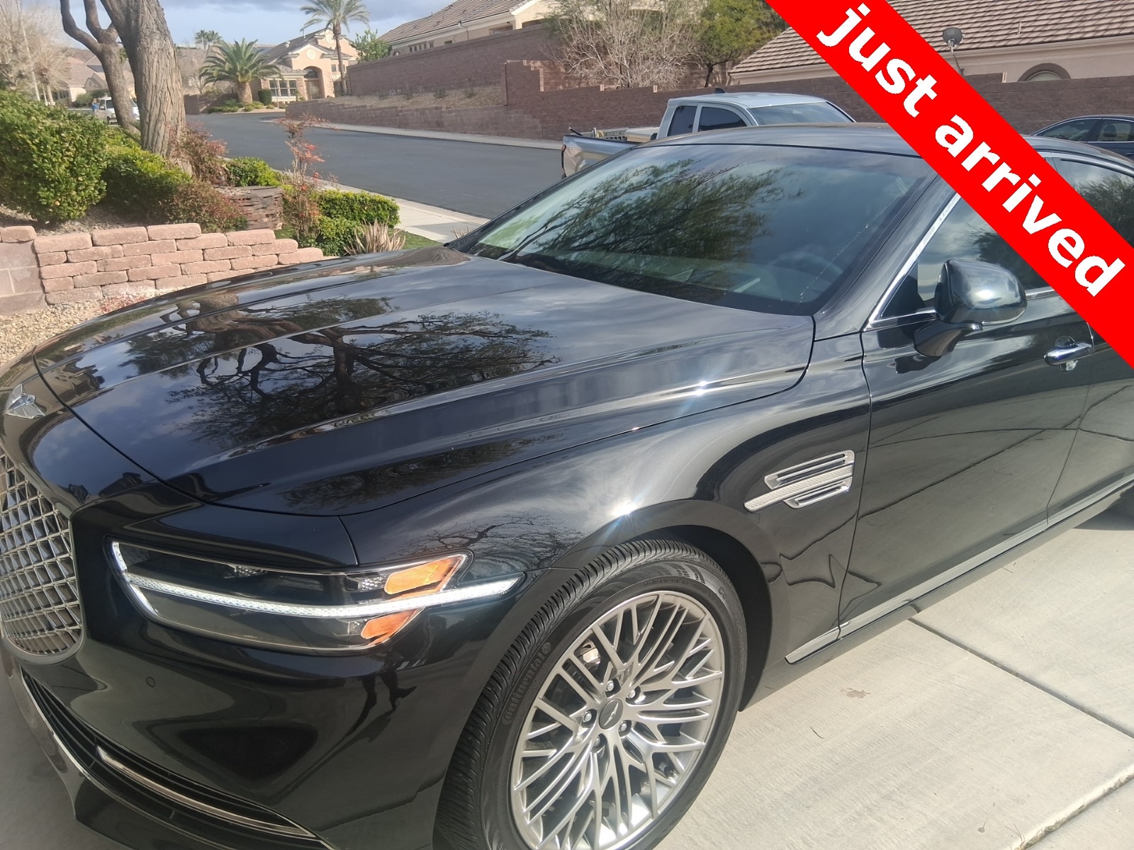 Thumbnail: 2022 Genesis G90 - 2