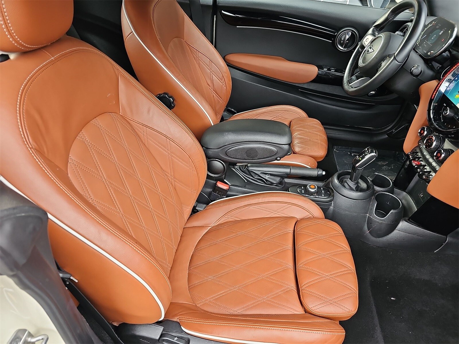 Thumbnail: 2022 MINI Cooper Convertible - 17