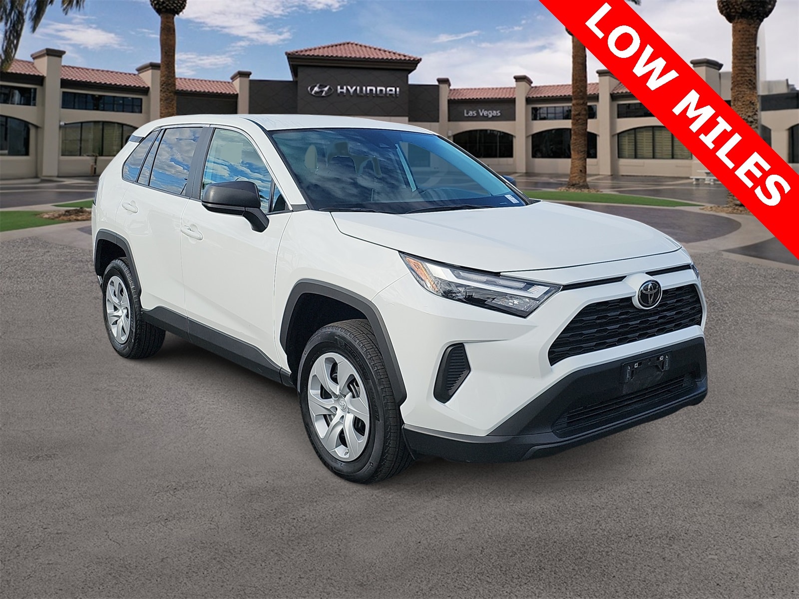 Thumbnail: 2024 Toyota RAV4 - 2