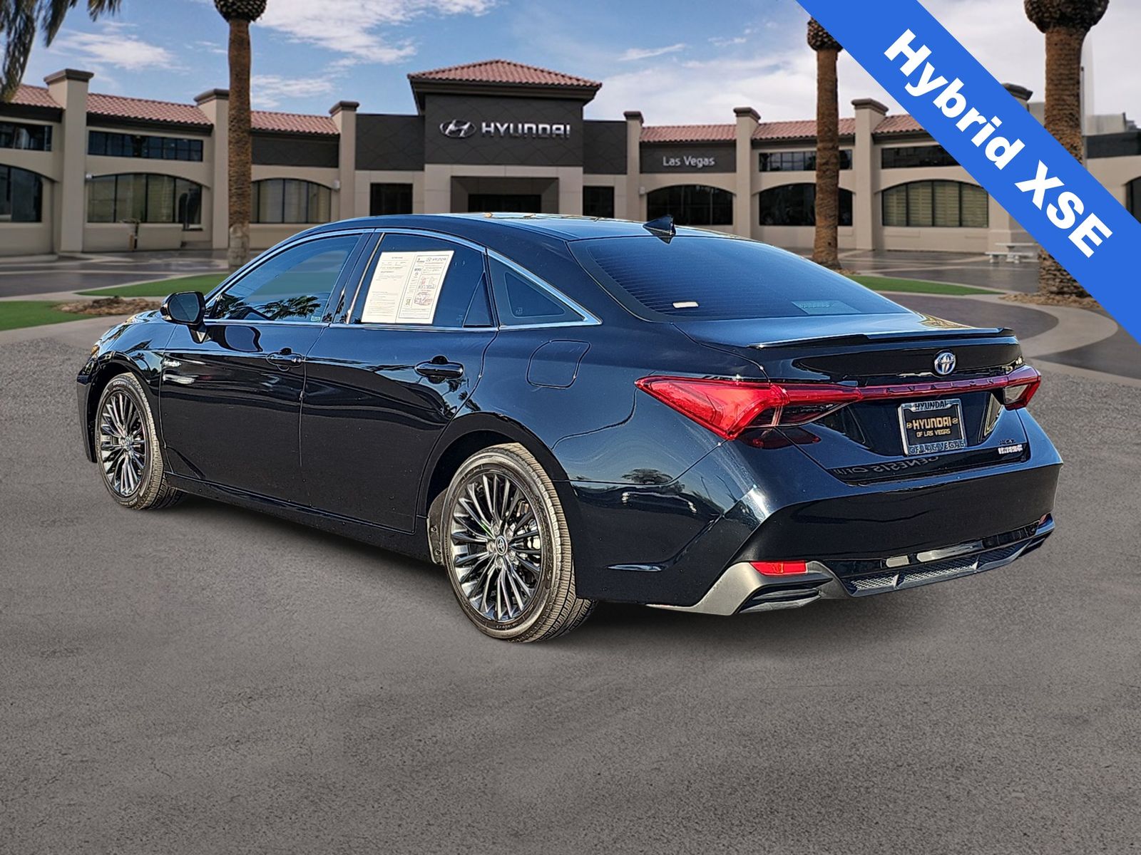 Thumbnail: 2021 Toyota Avalon - 6