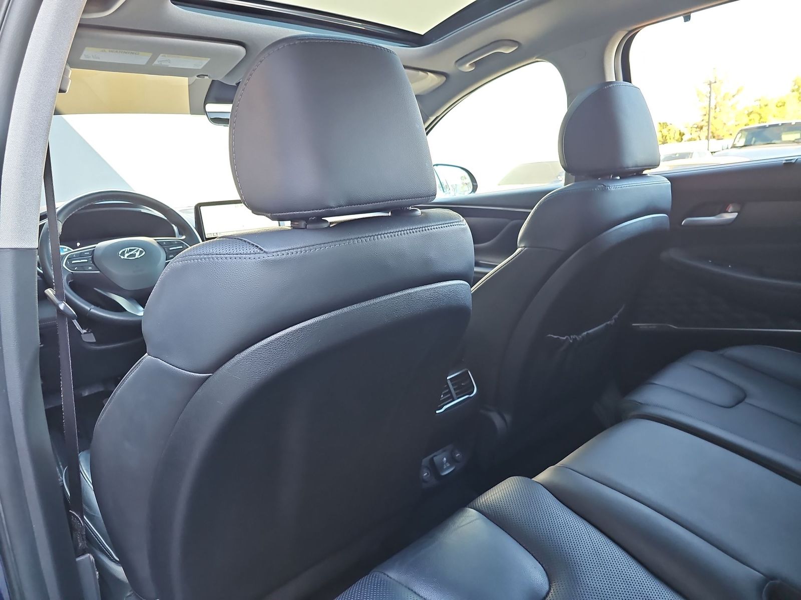 Thumbnail: 2023 Hyundai Santa Fe - 16