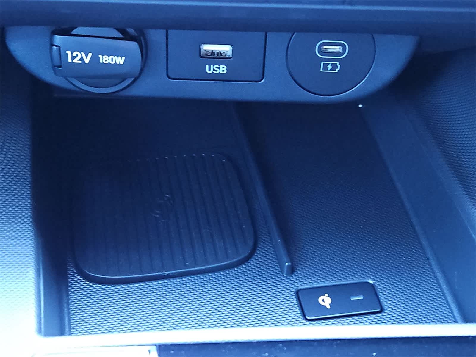 Thumbnail: 2025 Hyundai Elantra - 28