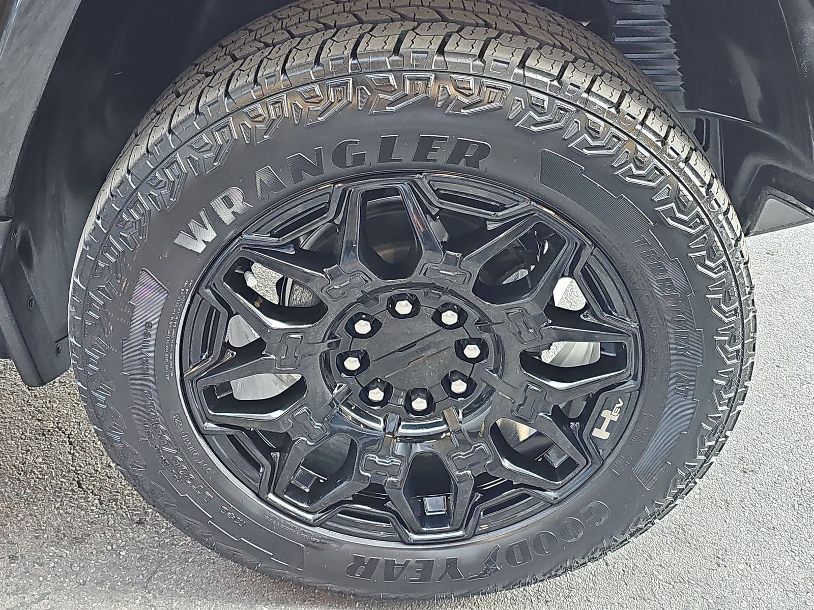 Thumbnail: 2025 GMC Hummer EV - 12