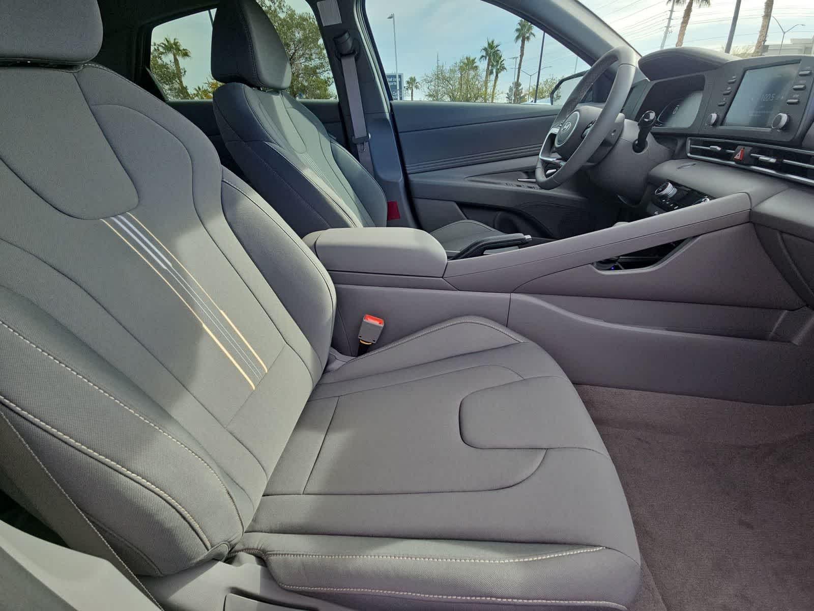 Thumbnail: 2026 Hyundai Elantra - 18