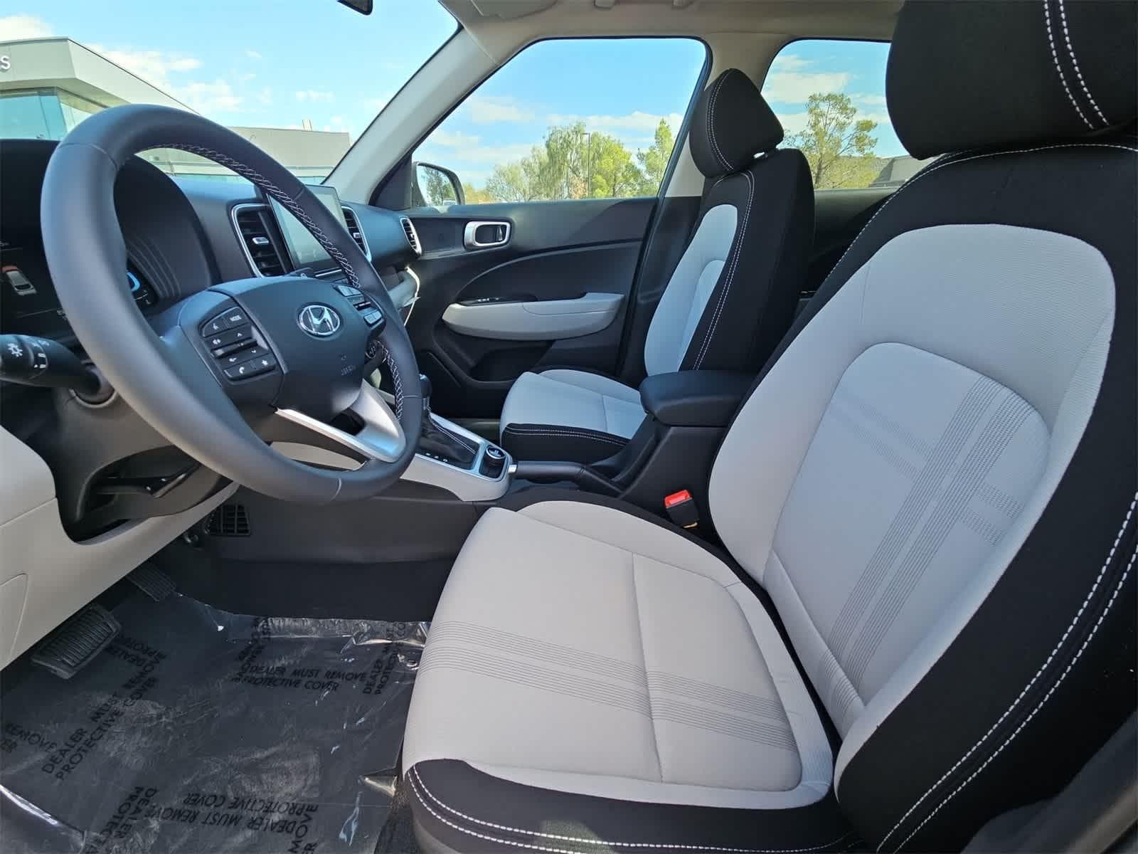 Thumbnail: 2025 Hyundai Venue - 15