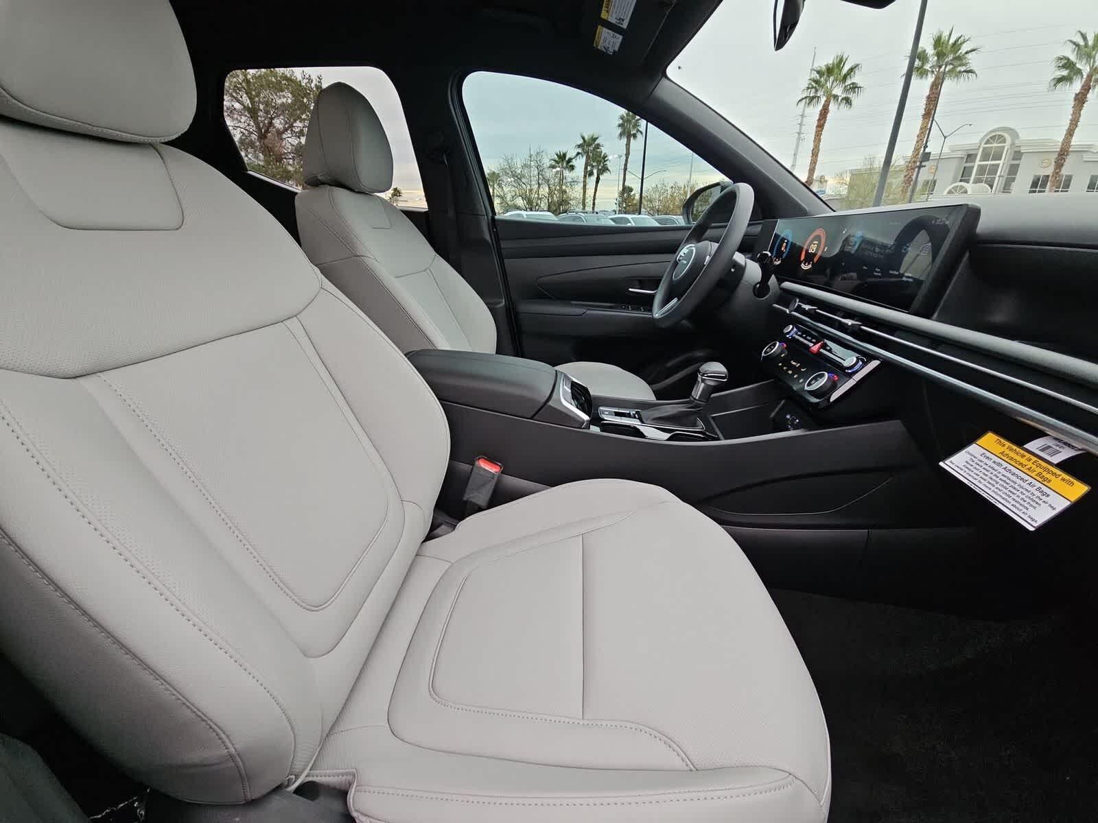 Thumbnail: 2026 Hyundai Santa Cruz - 18