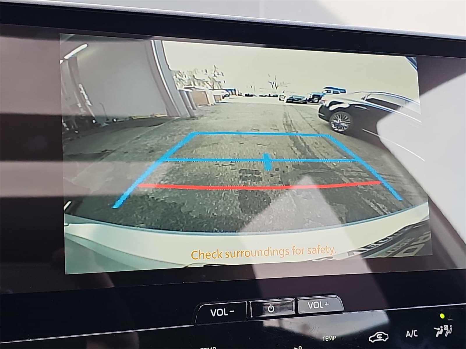 Thumbnail: 2024 Toyota bZ4X - 26