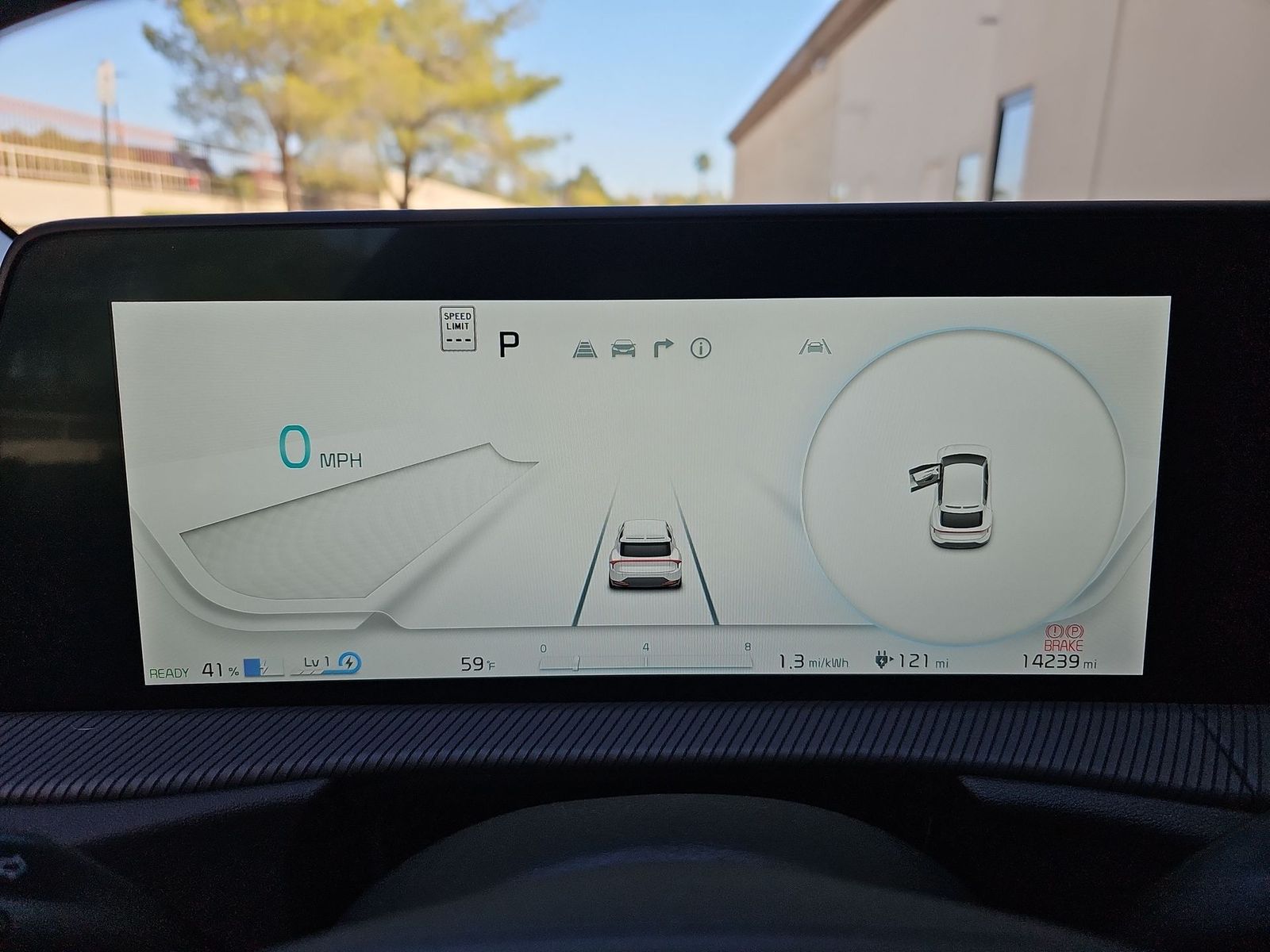 Thumbnail: 2023 Kia EV6 - 22