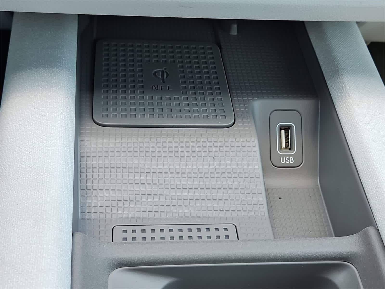 Thumbnail: 2025 Hyundai Ioniq 6 - 27