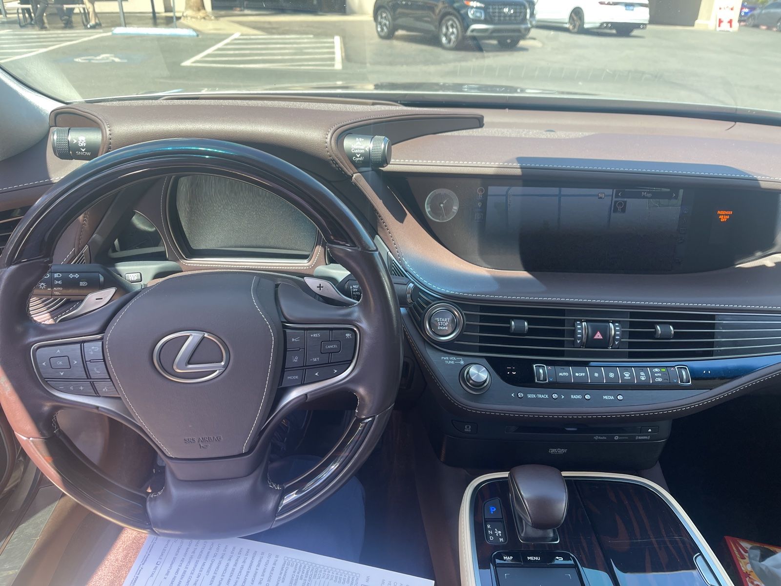 Thumbnail: 2019 Lexus LS - 5