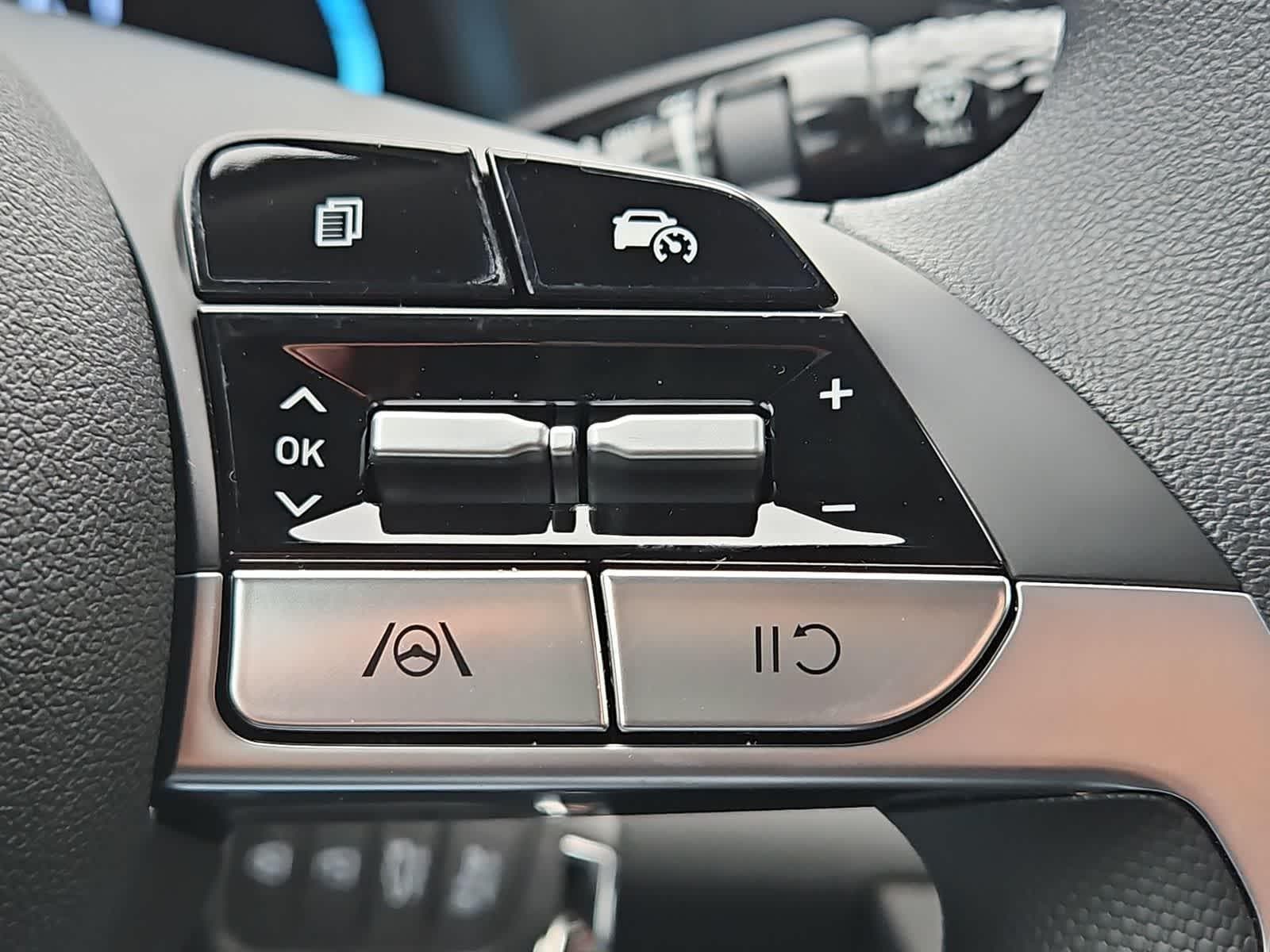 Thumbnail: 2026 Hyundai Elantra - 28