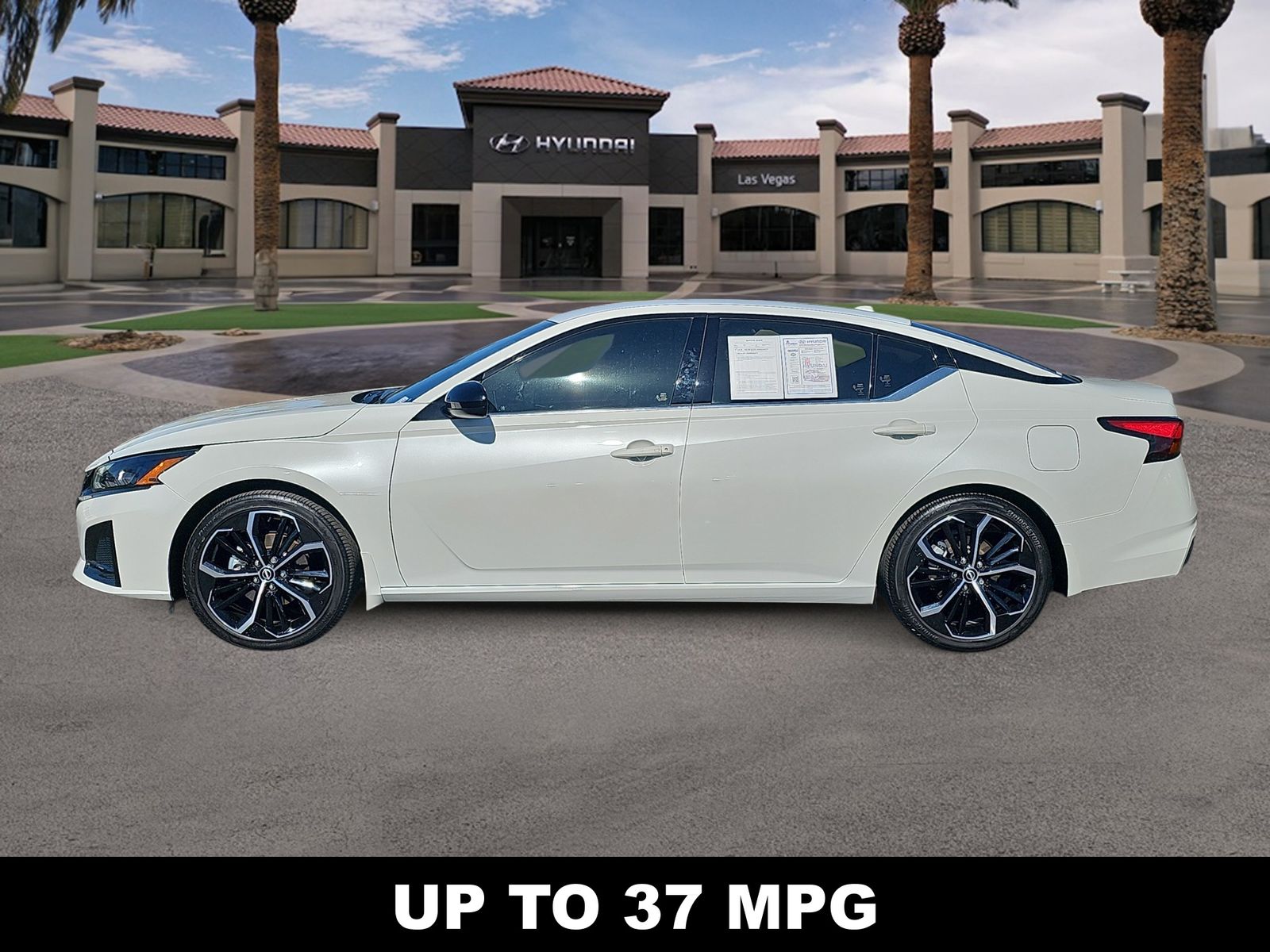 Thumbnail: 2023 Nissan Altima - 5