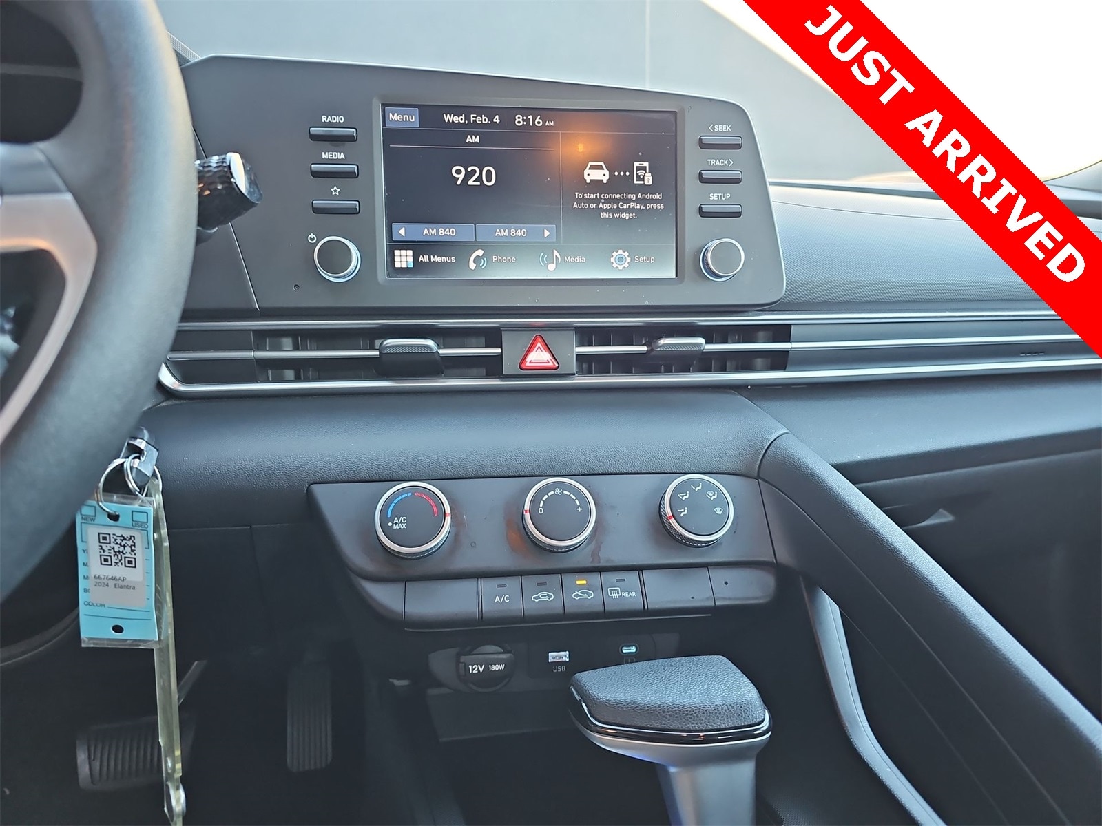 Thumbnail: 2024 Hyundai Elantra - 20