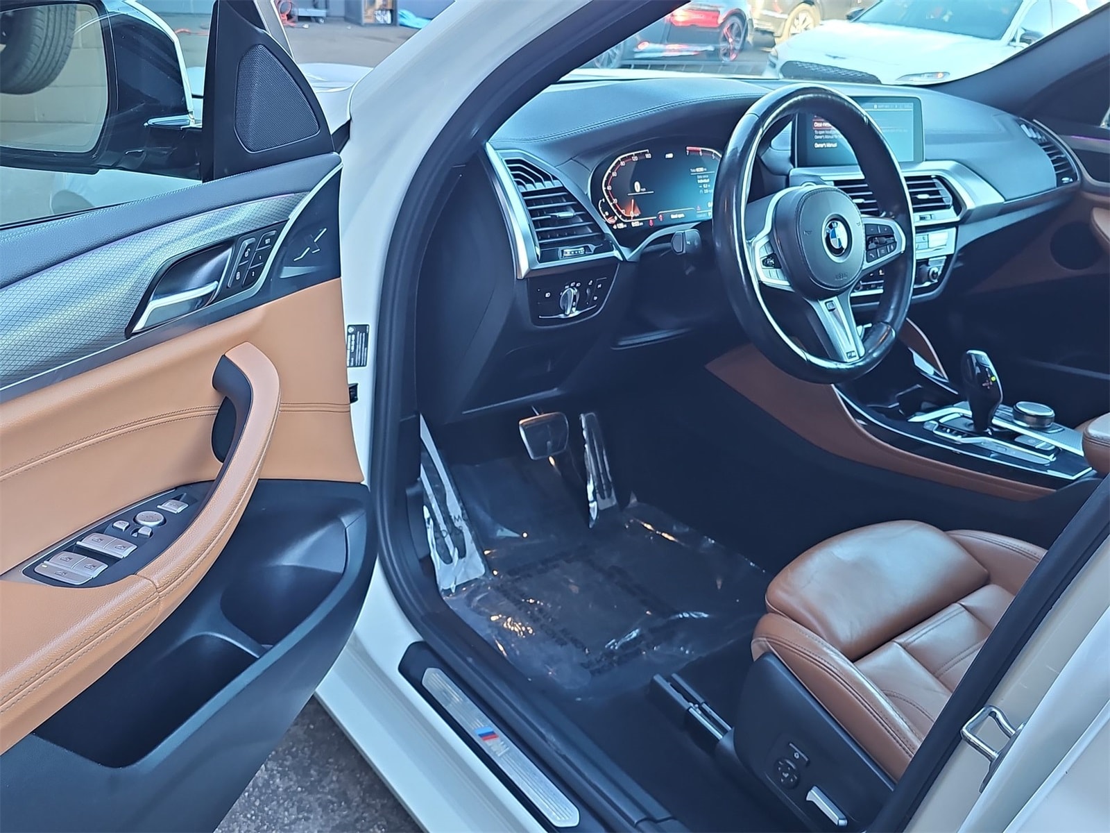 Thumbnail: 2020 BMW X4 - 10