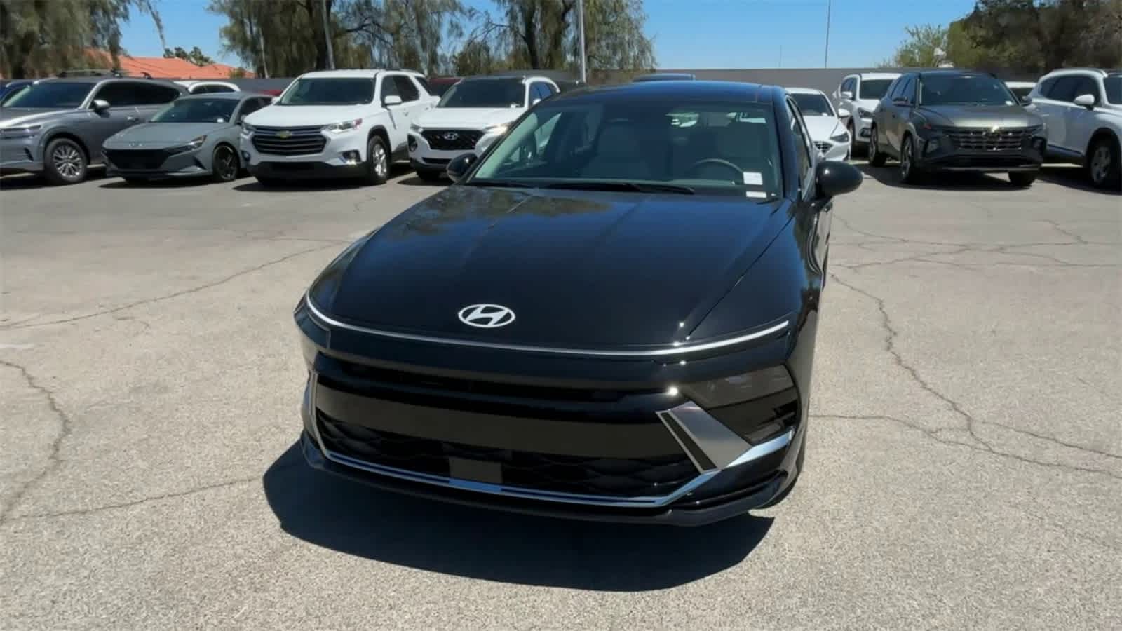 2024 Hyundai Sonata SEL Convenience photo 3