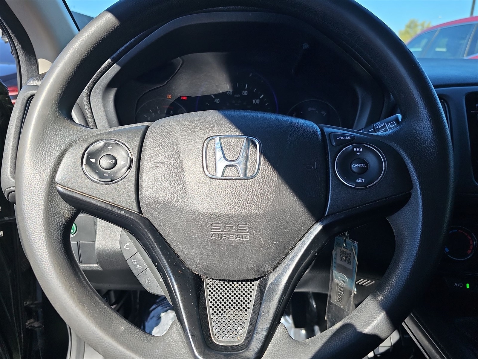 Thumbnail: 2016 Honda HR-V - 19