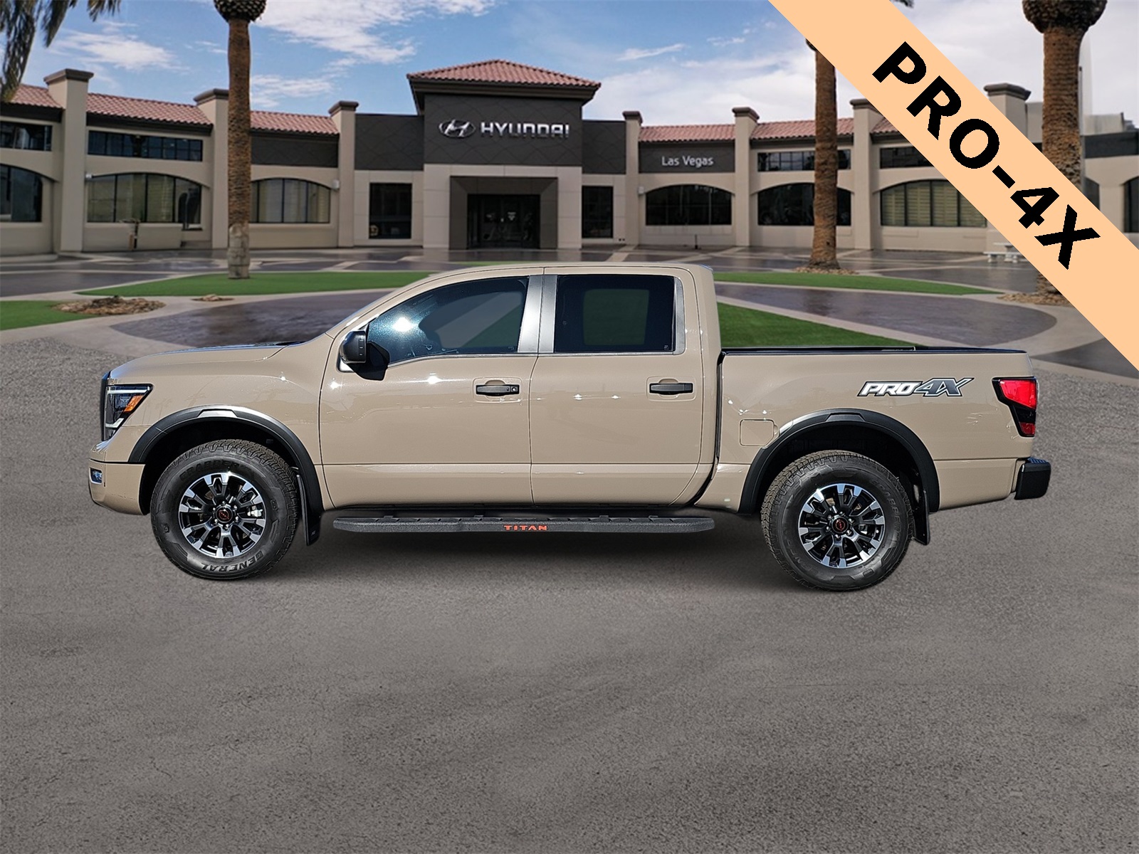 Thumbnail: 2024 Nissan Titan - 5