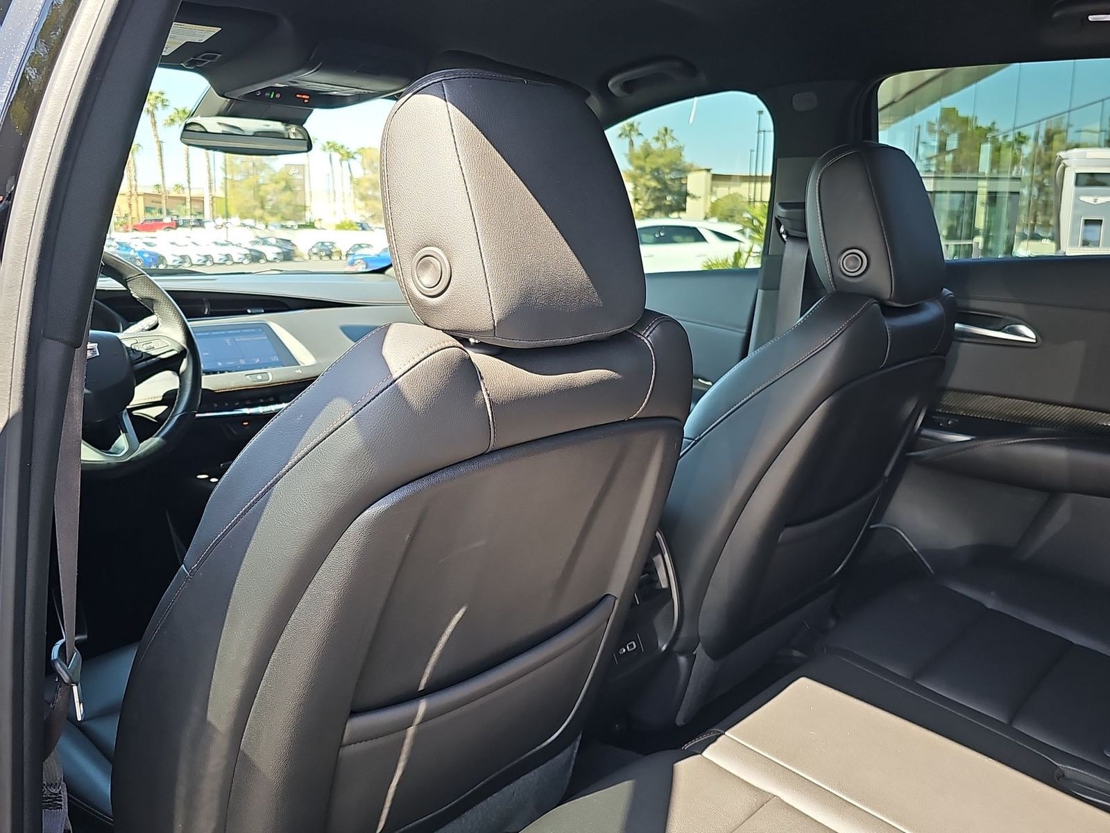 Thumbnail: 2019 Cadillac XT4 - 17