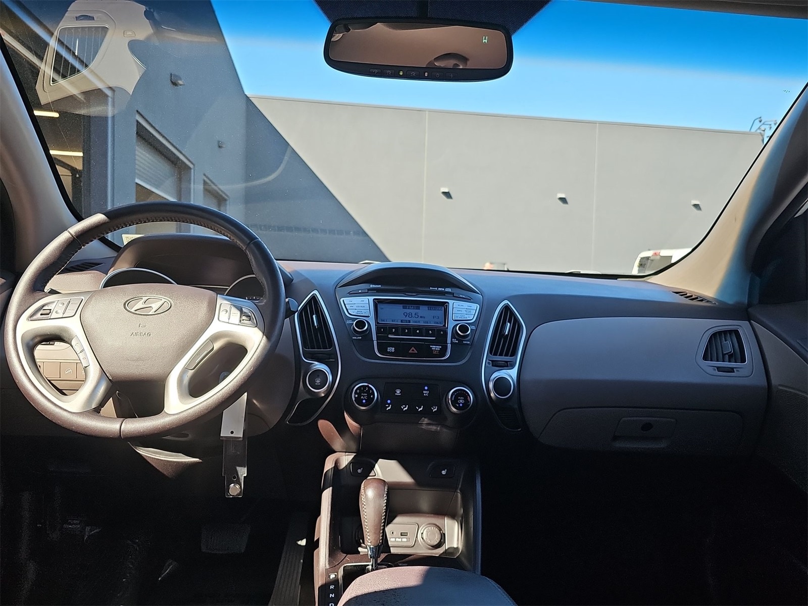 Thumbnail: 2013 Hyundai Tucson - 14