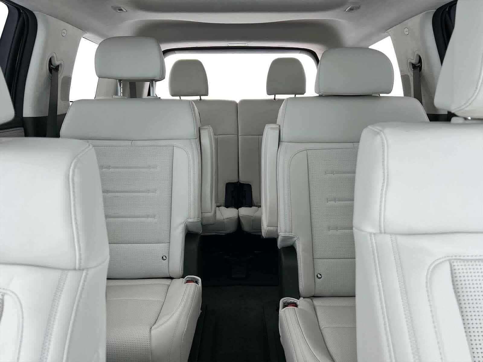 Thumbnail: 2025 Hyundai Santa Fe - 16