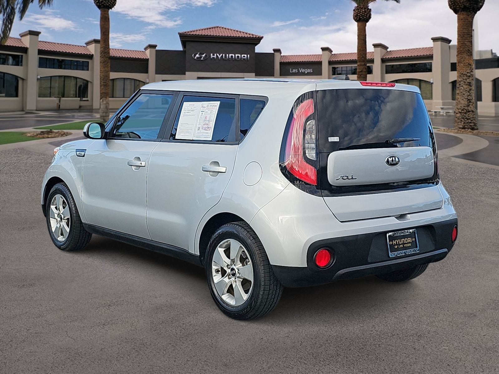 Thumbnail: 2017 Kia Soul - 6